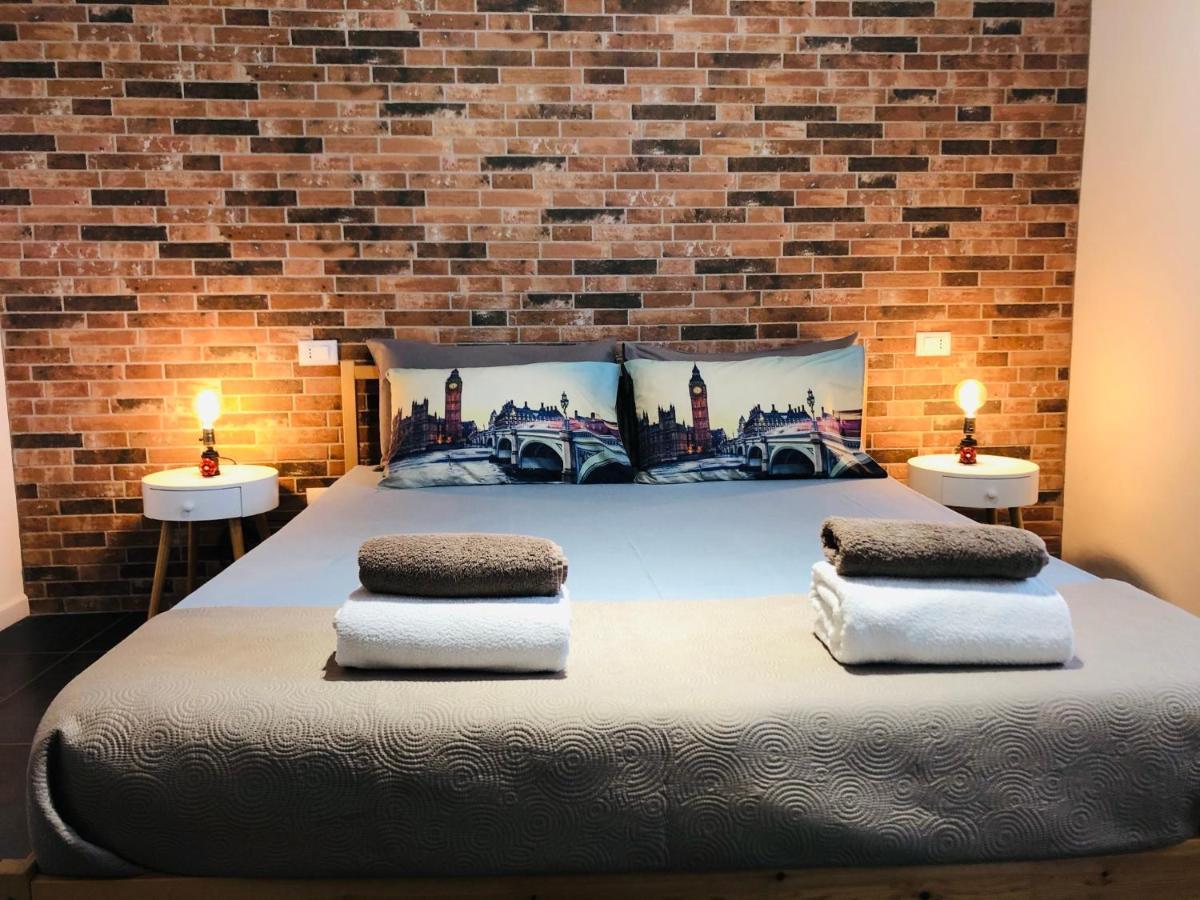 Blaxej, Nel Cuore Di Verona, Moderno Ed Elegante, 4 Posti Letto, Wi-Fi, Self Check In Apartamento Exterior foto