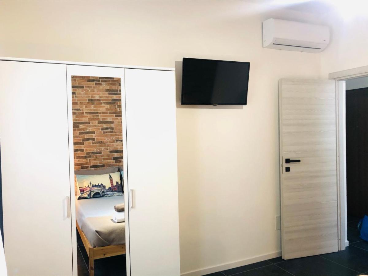 Blaxej, Nel Cuore Di Verona, Moderno Ed Elegante, 4 Posti Letto, Wi-Fi, Self Check In Apartamento Exterior foto