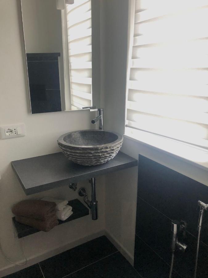 Blaxej, Nel Cuore Di Verona, Moderno Ed Elegante, 4 Posti Letto, Wi-Fi, Self Check In Apartamento Exterior foto