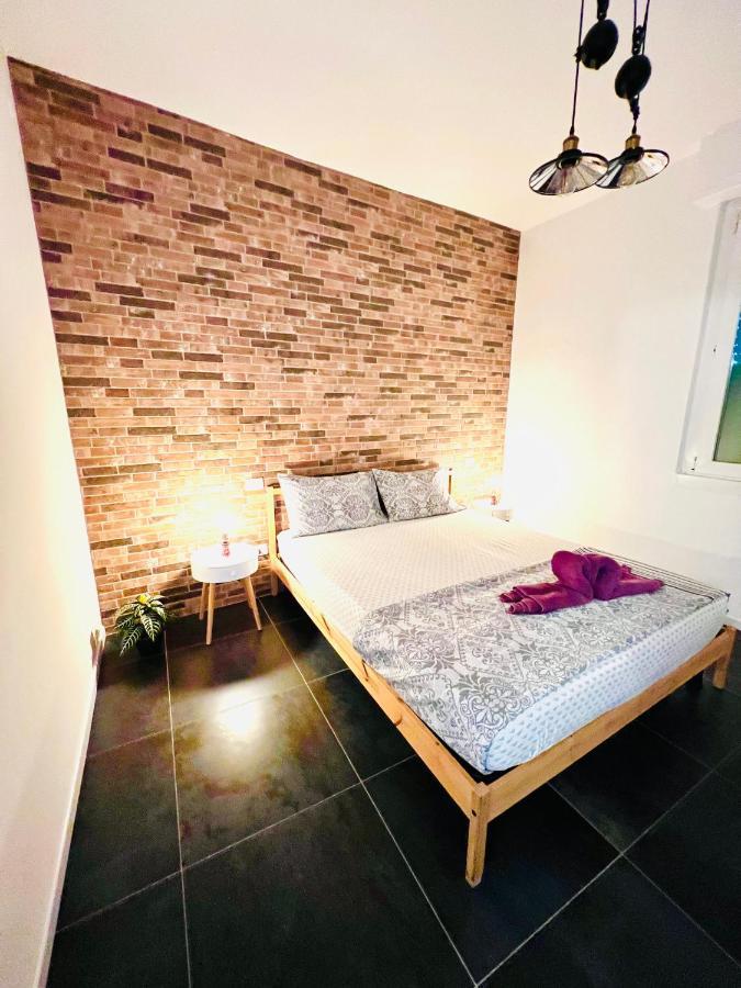 Blaxej, Nel Cuore Di Verona, Moderno Ed Elegante, 4 Posti Letto, Wi-Fi, Self Check In Apartamento Exterior foto
