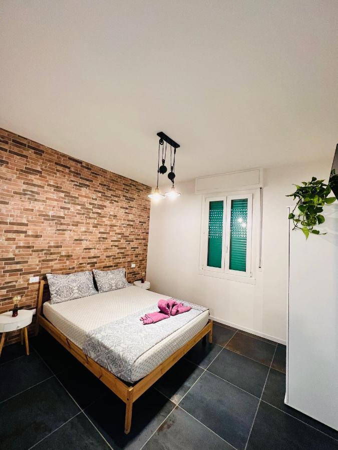 Blaxej, Nel Cuore Di Verona, Moderno Ed Elegante, 4 Posti Letto, Wi-Fi, Self Check In Apartamento Exterior foto